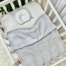 Paturica bebe din satin si material tricotat cu pilota si fundita, gri (2)